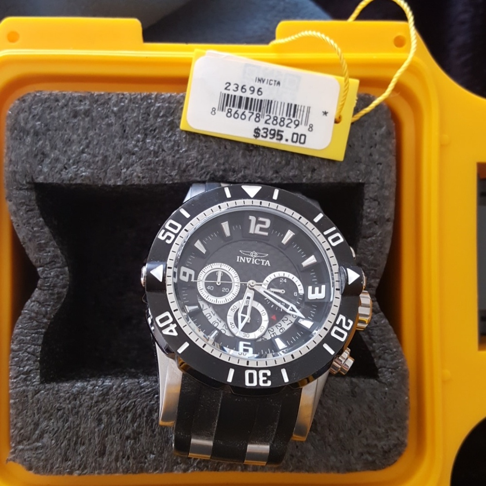 Invivta pro diver watch